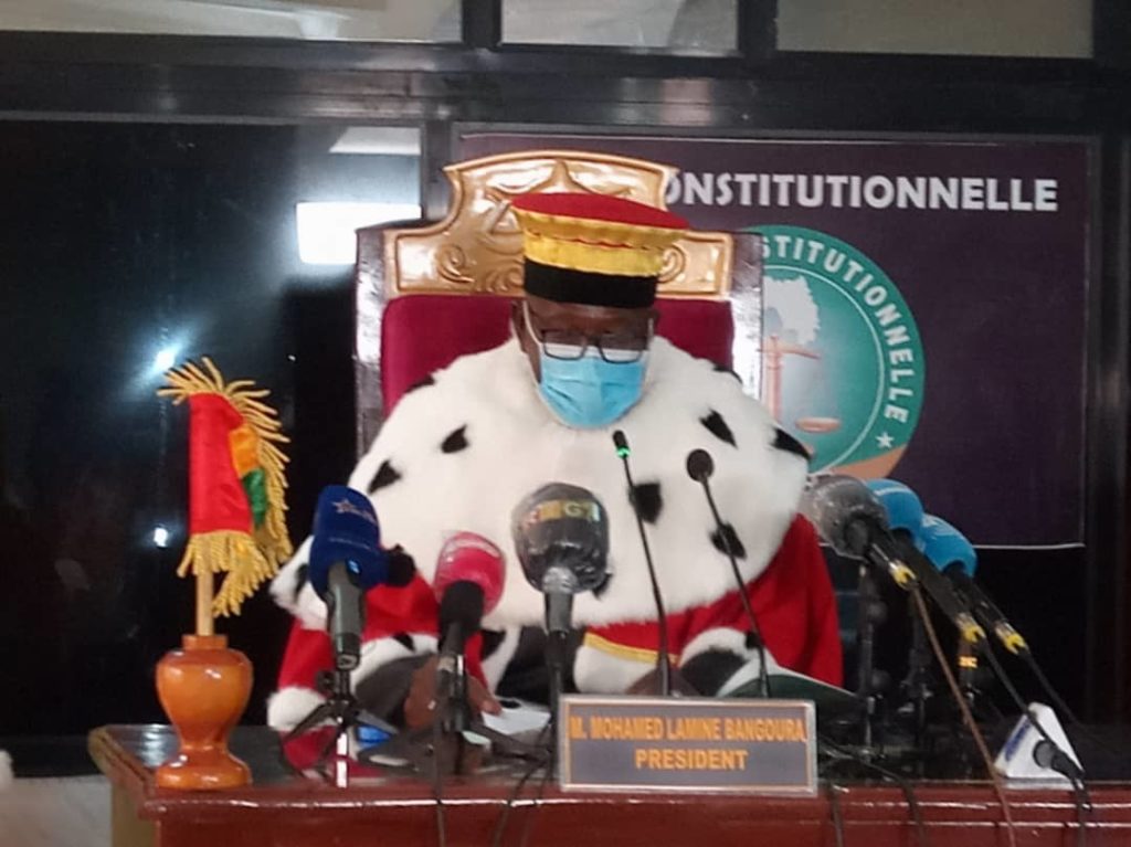Guinée: la cour constitutionnelle "augmente" le pourcentage d’Alpha Condé de 0,01%