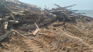 Démolitions à la plage de Kipé: un opérateur économique pointé du doigt