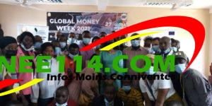 Célébration de la semaine mondiale de l’argent : des jeunes à l'école du FONIJ