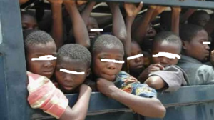 Trafic d’enfants : une Sierra Léonaise interpellée à Conakry en compagnie de plusieurs enfants
