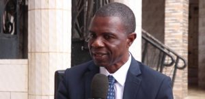 Suspension de deux responsables d'une école à N'Zérékoré: le chargé de communication du MENA donne des précisions