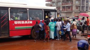 Transport/Conakry: les conducteurs de taxis et minibus entament une grève (constat)