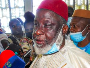 Fête de Ramadan: le grand imam de Conakry lance un appel au gouvernement et à l'opposition
