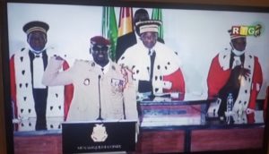 Prestation de serment: le président annonce une refonte du système électoral et du fichier