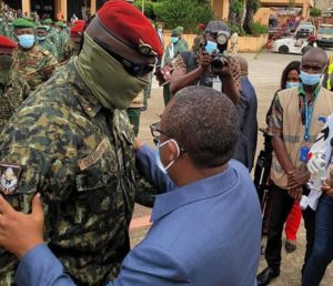 Visite d'Etat: Umaro Cissoko Embalo de la Guinée Bissau foule enfin le sol guinéen