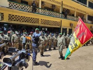 Haut Commandement de la Gendarmerie nationale: après dix ans de service, le Général Baldé passe le témoin au Colonel Balla Samoura
