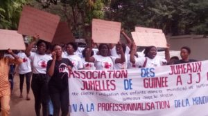 Utilisation des enfants dans la rue: l'Association des Jumeaux et Jumelles de Guinée interpelle les autorités