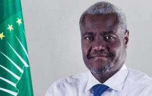 Transition: l'UA promet de soutenir la Guinée de concert avec la CEDEAO