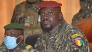 Affaires étrangères: le colonel Mamadi Doumbouya rappelle 34 ambassadeurs