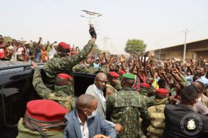 Guinée: quand le Colonel Mamadi Doumbouya fait place nette