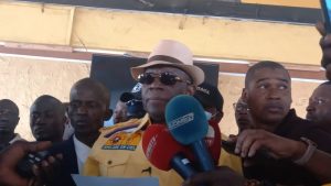 Rpg arc-en-ciel: Kassory troublé pendant son discours au siège
