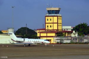 Deux millions de dollars saisis à l’aéroport de Conakry (Média)