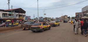 Pénurie de carburant en Guinée: Des chauffeurs de taxi et conducteurs de taxi-moto témoignent de leur calvaire