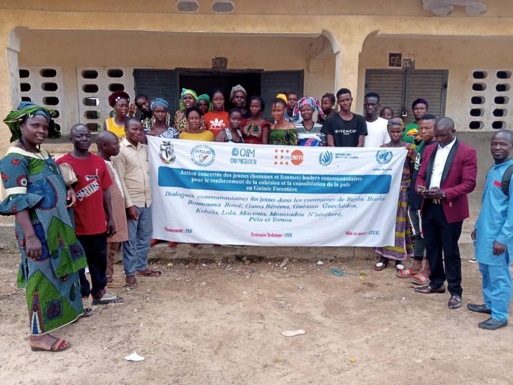 Guinée forestière : l'ONG ATUJG installe un puits amélioré pour renforcer l’entente entre les districts de Bowé 1 et Bowé 2