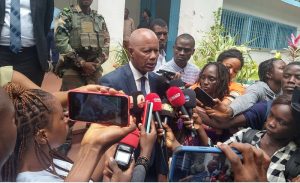 Guinée: la HAC suspend encore trois journalistes et une émission