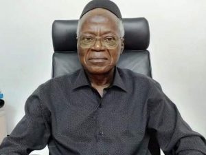 "Toutes les pharmacies et cliniques illicites de Conakry à l'intérieur du pays ont fermé", se réjouit Dr Manizé Kolié