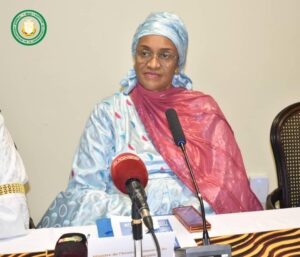 Safiatou Diallo, ministre de l’Environnement du CNRD: «soyez dans notre esprit»