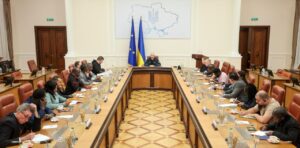 Diplomatie: l'Ukraine annonce l'ouverture de neuf nouvelles ambassades en Afrique...