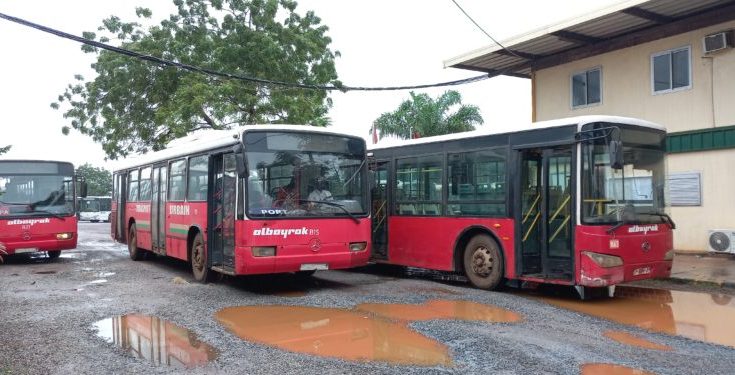 Transport: les bus Albayrak à l’arrêt, le personnel en débraillage