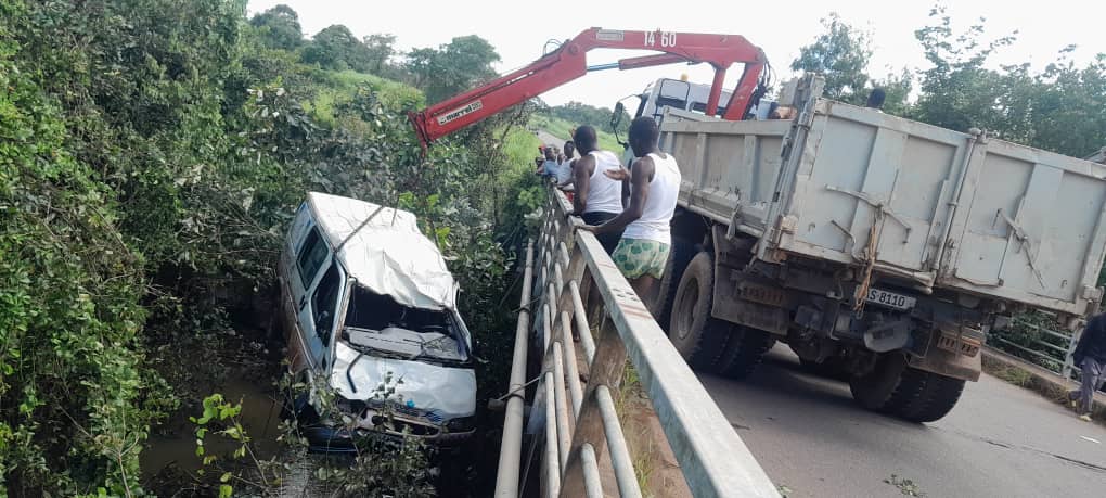 Accident sur la nationale 𝑭𝒂𝒓𝒂𝒏𝒂𝒉-𝑲𝒊𝒔𝒔𝒊𝒅𝒐𝒖𝒈𝒐𝒖: treize morts dont six enfants (Gouvernement)