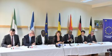 Trois ans de guerre en Ukraine : L’Union européenne en Guinée réaffirme son soutien à Kiev face à la menace sécuritaire