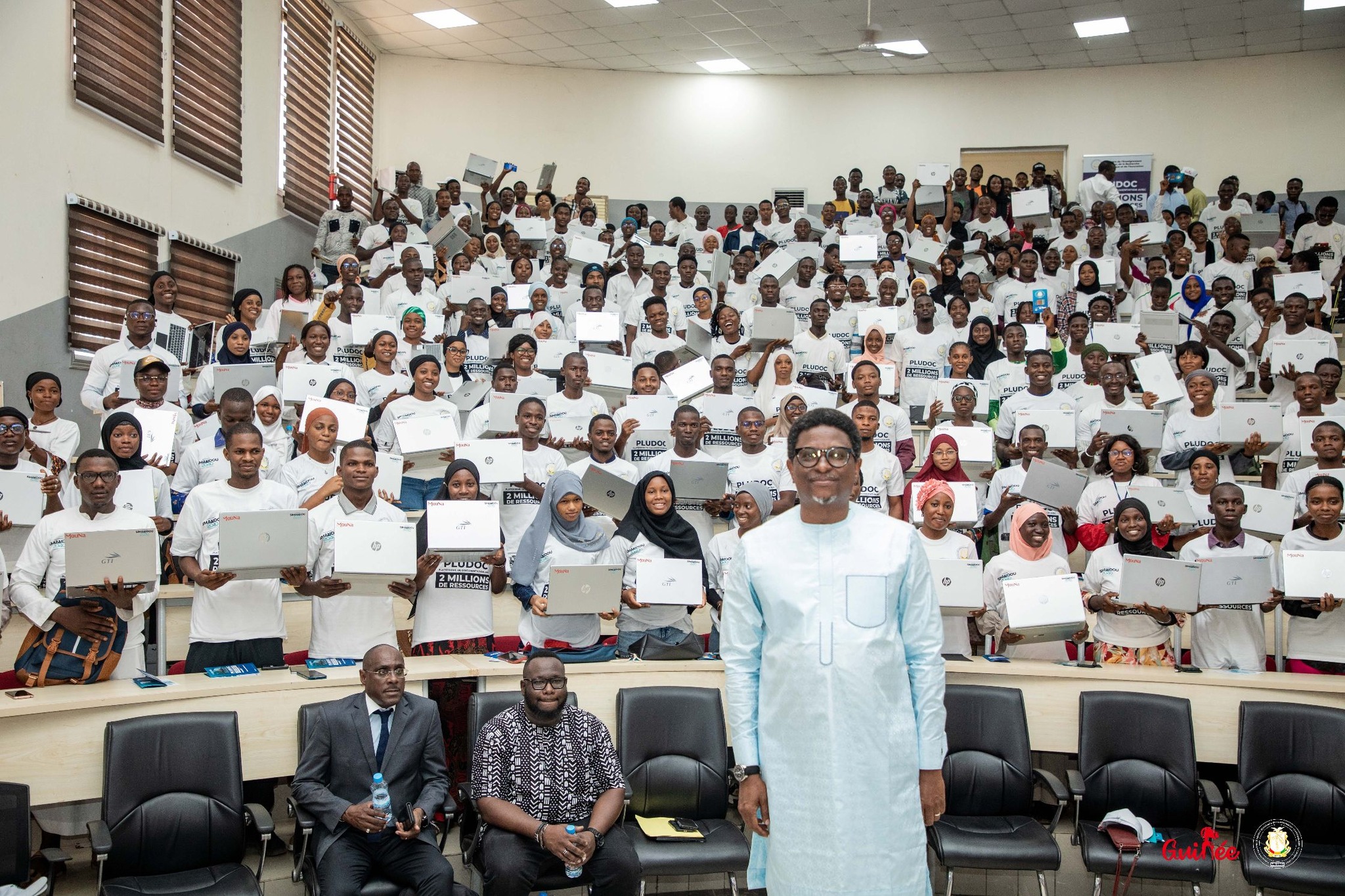 LANCEMENT OFFICIEL DE PLUDOC : UNE REVOLUTION POUR L’ACCES A LA DOCUMENTATION UNIVERSITAIRE EN GUINEE