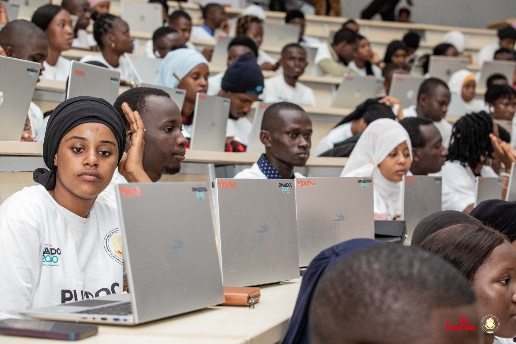 LANCEMENT OFFICIEL DE PLUDOC : UNE REVOLUTION POUR L’ACCES A LA DOCUMENTATION UNIVERSITAIRE EN GUINEE