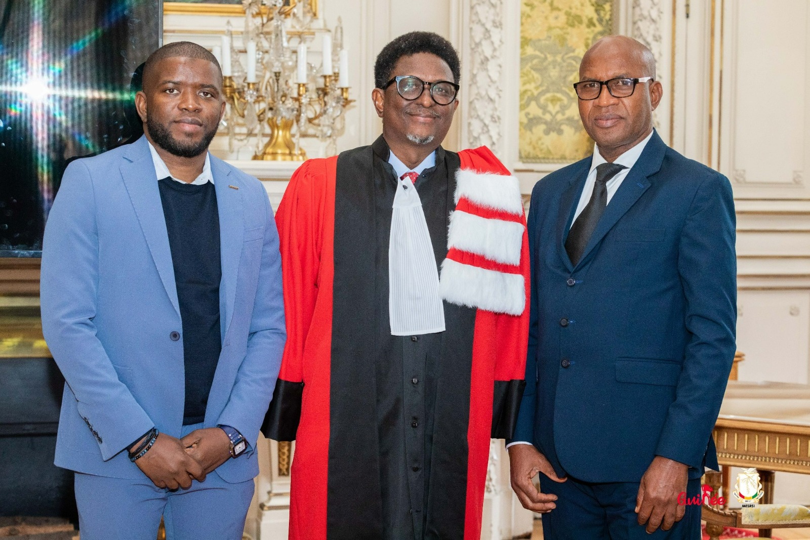 Honoré en France, le ministre Alpha Bacar Barry dédie son doctorat honoris causa au Général Mamadi Doumbouya