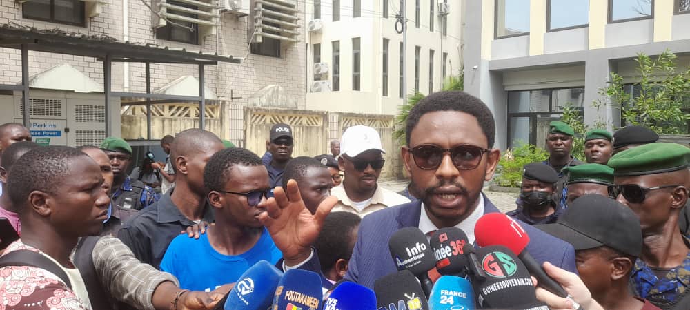 Condamnation d'Aliou Bah : « Nous sortons de la salle d’audience abasourdis, peinés » (avocats) 
